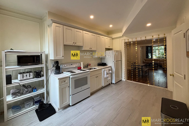 Call NOW for showings! 617-236-8600 - BEACON ST - *9/1/2025* RENOVATED 3BR W/ IN UNIT LNDRY, 1 PRKNG, H&HW INC, DINING RM, EIK W/ DW! Apartments