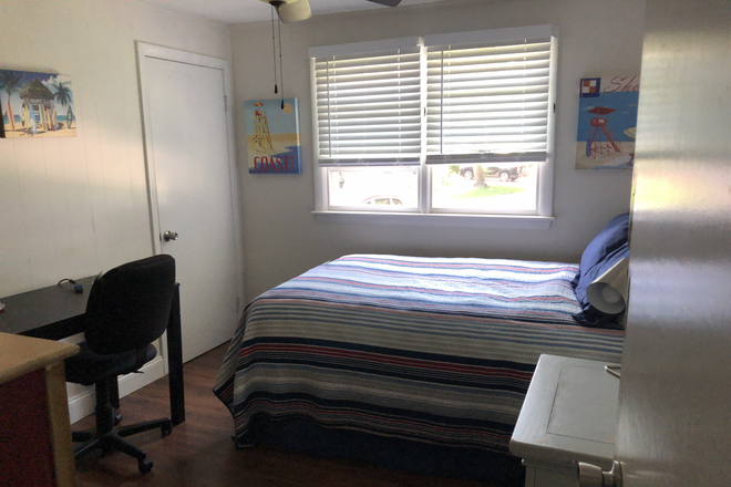 bedroom - 40 Camden Rd. Narragansett/Bonnet Shores, RI 02882
