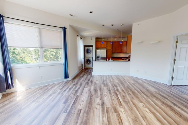  - Main Street Corridor Available July 1