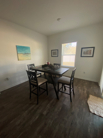 Dining table - House in Zephryhills