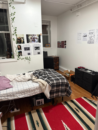 Bedroom - 3 Bed/2 Bath across the street from campus. Apartments