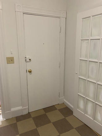 Call NOW for showings! 617-236-8600 - HUNTINGTON AVE - *NO FEE* CUTE 1ST FLR 1BR/1BA BY MBTA AVAIL *9/1/2026* W/ H&HW INC, LNDRY IN BLDNG Apartments