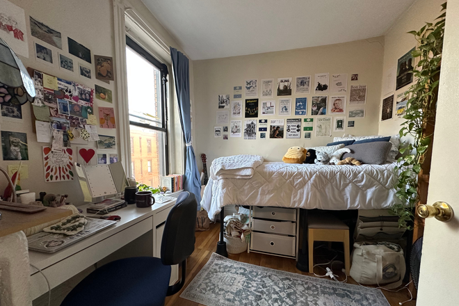 1 - Rooms available  in a 4 bed on Symphony Road! Apartments