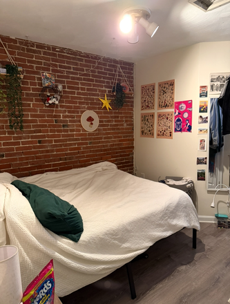 Bedroom - Cute Summer 2 Sublet on Symphony Road!!