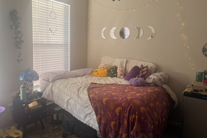 Bedroom - Cottages on Lindberg Apartments