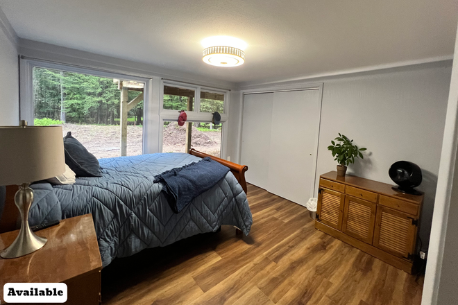 #1 Bedroom Available - 2 Room Vacancies Available – Male Students Only!