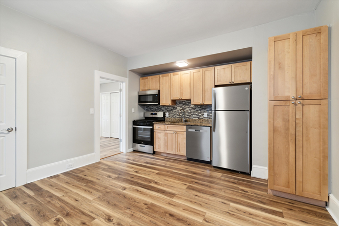 Kitchen - 1BR apt-171 S.Harrison St #1-Princeton