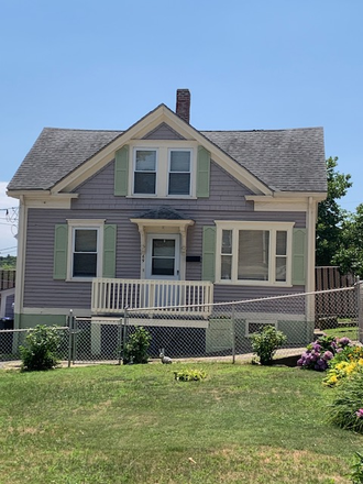 exterior - Private cottage in Fox Point with 2 car parking