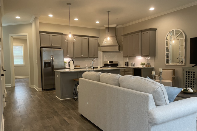 Living room - The Station - Luxury 4 bedroom townhouse