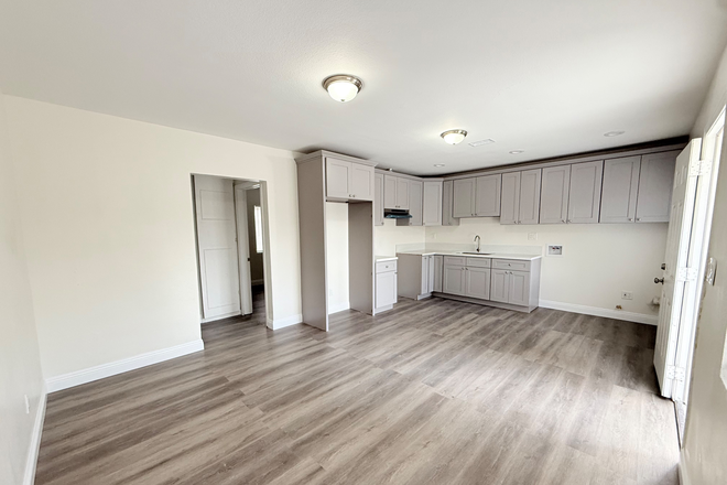 Kitchen & Living Room - Newly Remodeled 3-Bedroom Unit – All Bills Included – Near UC Riverside! Duplex Duplex
