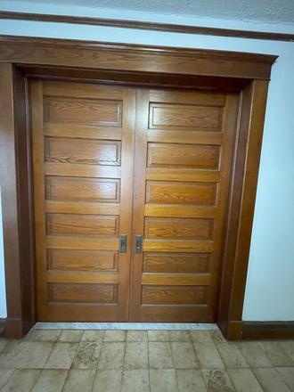 Door - Beautiful Home/Location, Location, Location