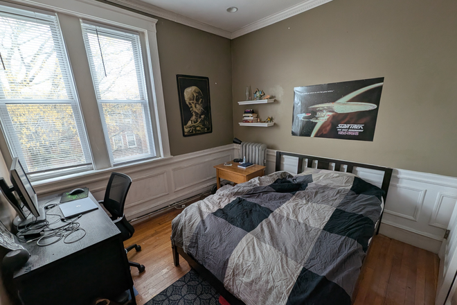 the bedroom - Summer sublet: One or two bedrooms available in 4 bedroom Brookline apartment, close to campus