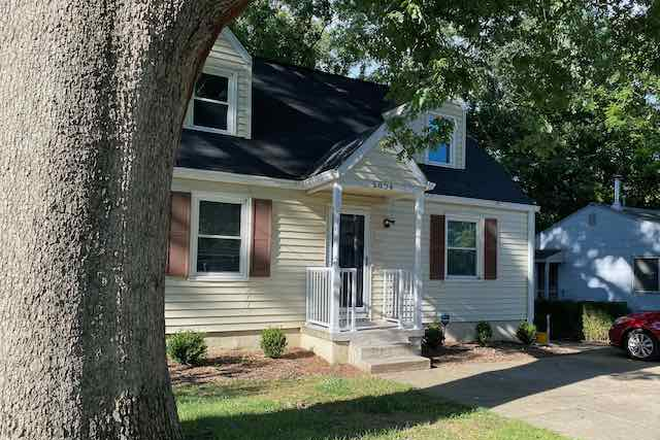 front - Room in the Nerd House ($795 utilities, basement gym included)