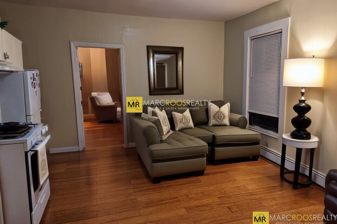 Call NOW for showings! 617-236-8600 - MERIDIAN STREET - SUN FILLED EAST BOSTON 1 BED W/ HEAT & HT WTR INC! *AVAIL 1/1/2026!* Apartments