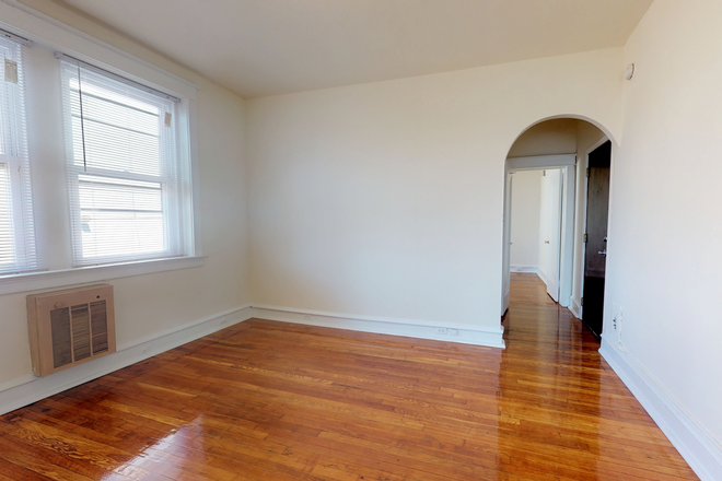 #B12 - 4045 Baltimore Avenue - 1-Bedroom Apartment - Great Location!