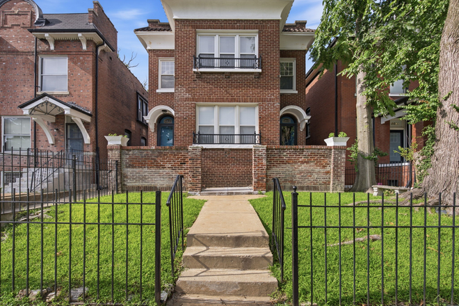 Front Property - 3/1 Rehabbed (Everything included, Close to Campus Wash U