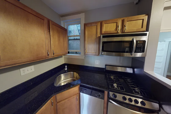 Kitchen - 65 Burbank Apartments