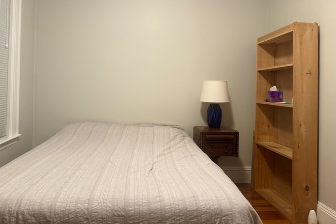 Bedroom2 - 2-Bedroom apartment close to Harvard Yard and Whole Foods Market/Furnished/Call or leave message