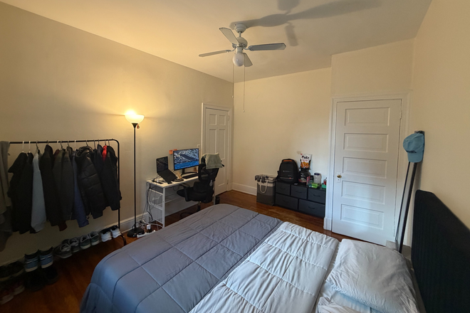 Room - Sublet to a private room, Fully-furnished, 5-min away from campus Apartments