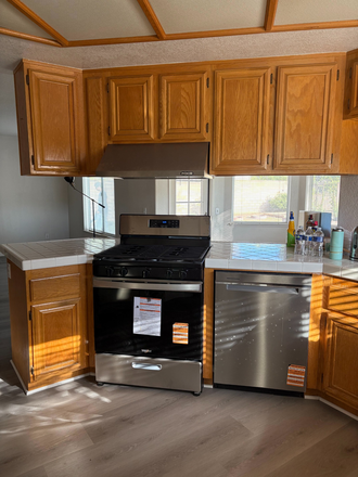 kitchen - 4Bed 3 Bath House close to UCR