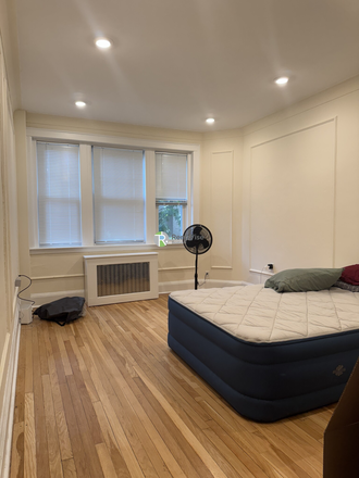 1 - 1 Mo Free – Brighton 1-Bed w/ Heat & HW Incl + Laundry