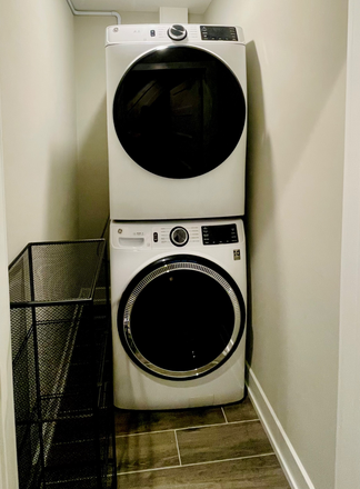 Washer Dryer included - Cozy Modern Home (Free Wifi & Security System)