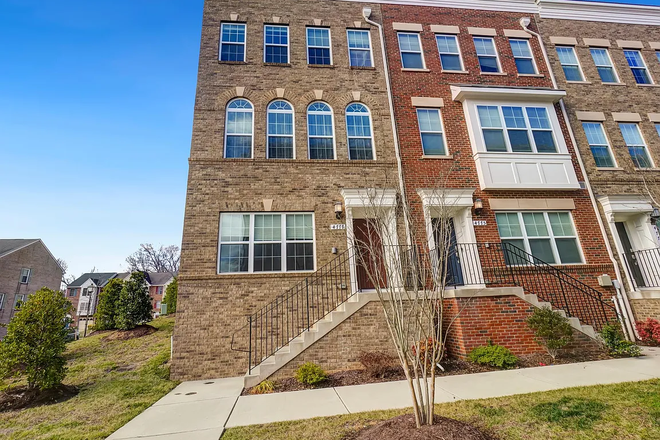 House view - 2 Furnished Rooms for Rent – Great Location | Available August 1, 2025