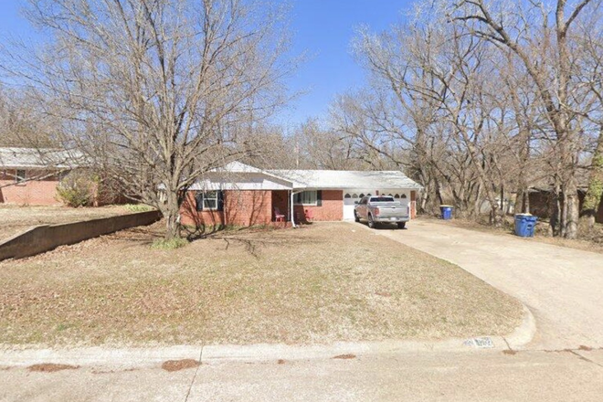 Outside Street View - Boomer Lake Residential Home (Looking for 1 Roomate)