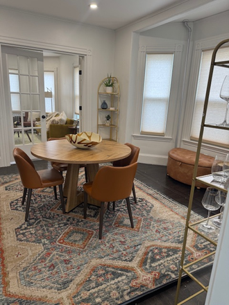 Dining room - Newly renovated 2+ bedroom, 1.5 bathroom apartment in heart of Forest Hills section of Jamai