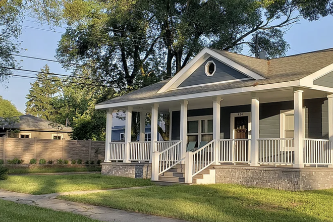 Exterior - See online or reach out for interior / tour! - House