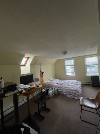 Bedroom - Spacious Separated Studio in Cambridge - Summer Sublet Near Central Square Apartments