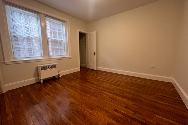 1 - 1 bd 1 bath in Charming building close to Havard Apartments