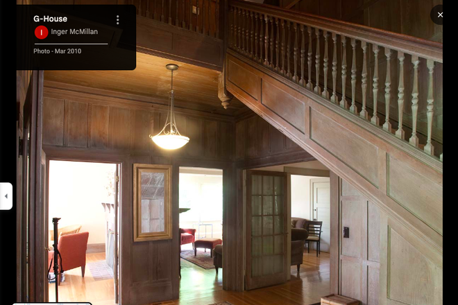 view of the house from the entrance - Private Room in Shared Student House