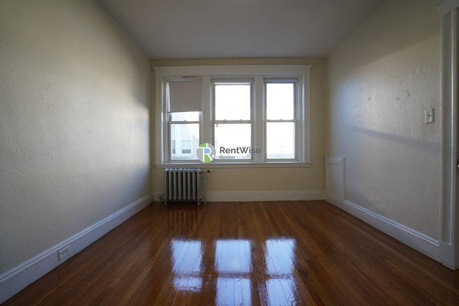 1 - AVAIL JAN or NOW - Spacious Fenway 1 bed, H/HW inc, D/W, Elevator, NO FEE!