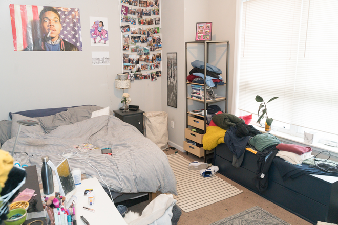 Bedroom - Temple Villas- 1525 W Norris B Apartments