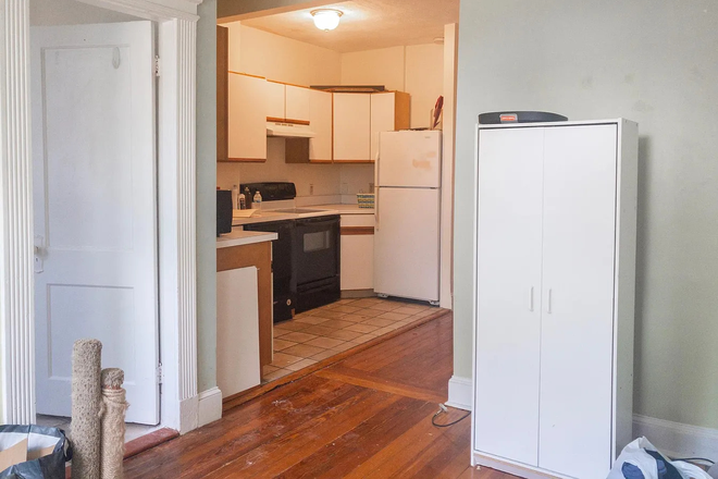 living room to Kitchen - Sublet (July-August) – Cleveland Circle (Private 1BR Unit) $1800