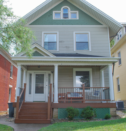 Exterior - Cleneay & Montgomery 4bdr house with large yard