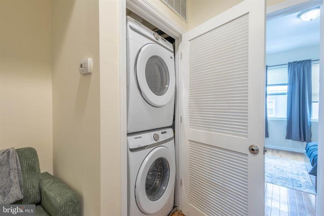 Washer dryer in unit - 2243 Triplex
