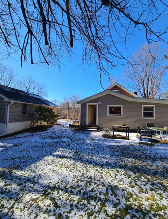 Back - Shared 3 bedroom house - walk to UConn