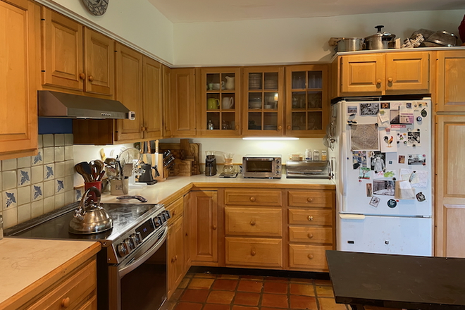 kitchen - South Strafford Home