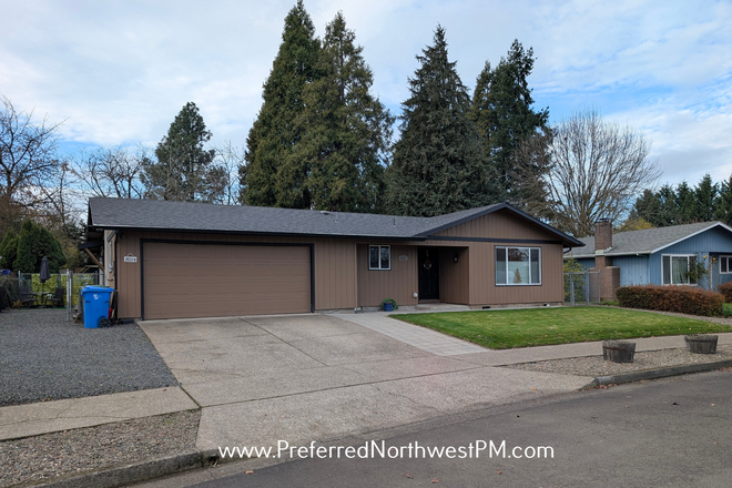 Front - Modern 1 Bedroom Unit w/ Utilities & WiFi included Duplex