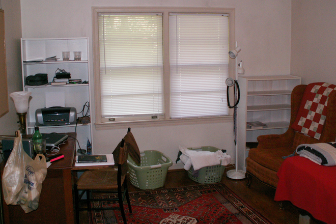 winndows to front, hs desk desk across windows now, small couch left - Furnished bedroom, kitchen privileges in private home