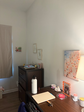 Bedroom - Campus View Apartments