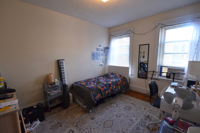 Bedroom - NO BROKER FEE - Beautiful and Cozy 2 Bed 1BA on Peterborough St!! - Avail 9/1/25 Apartments