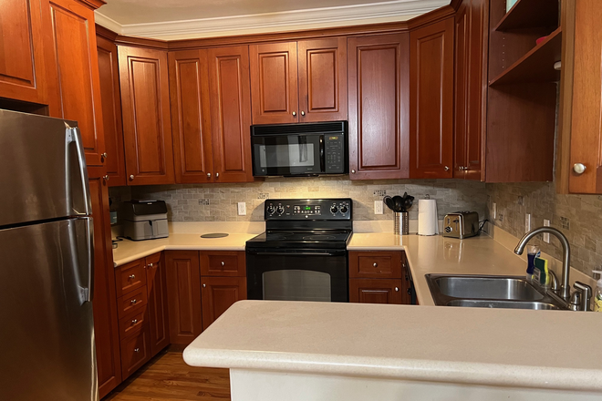 Kitchen - Rattlers Golf Condo - 1 room available in shared condo - gated community