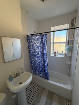 Bathroom - 1 Furnished Room Available in 2-Bedroom Apt - Deposit and Last Month already Paid! No Realtor Fee!