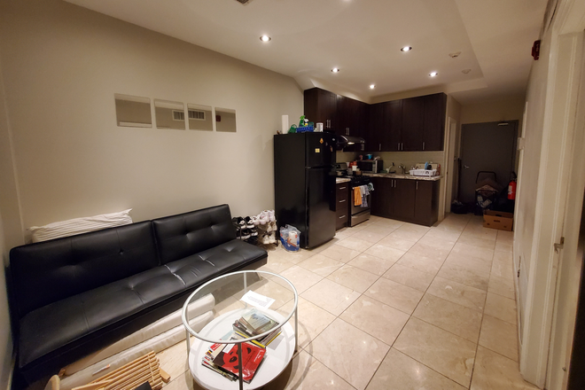 Living Space - 1 Bedroom in 3-Bedroom Annex Neighbourhood Apartments