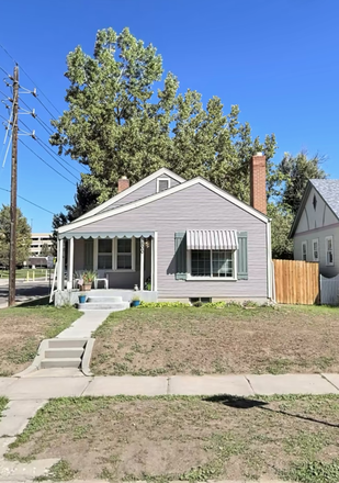 Outside front street view - House right on campus