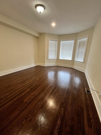 Sunny Living room - Large 1200 SF Renovated 2BR (2026) | In-Unit Laundry | Quiet Block | Easy Parking |$500 Move‑In Cred Condo