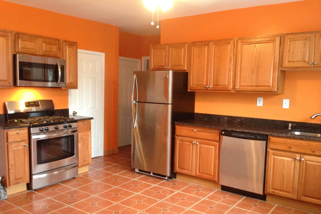 Eat-in Kitchen - 2BR Inman Square Walkable Triplex